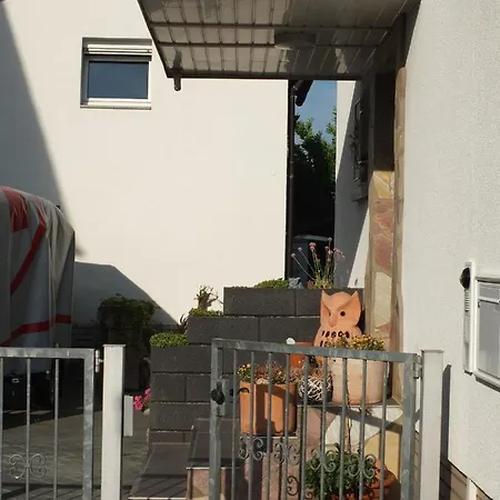 Ferienhaus Birdsgarden - a45303 Kelsterbach